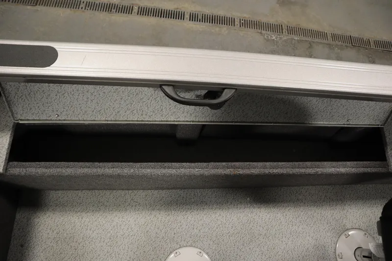 Slide: The Image of Crestliner 1950 Fish Hawk WT 2024 - 50