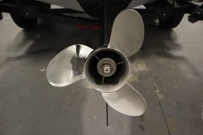 Slide: The Image of Crestliner 1950 Fish Hawk WT 2024 - 60