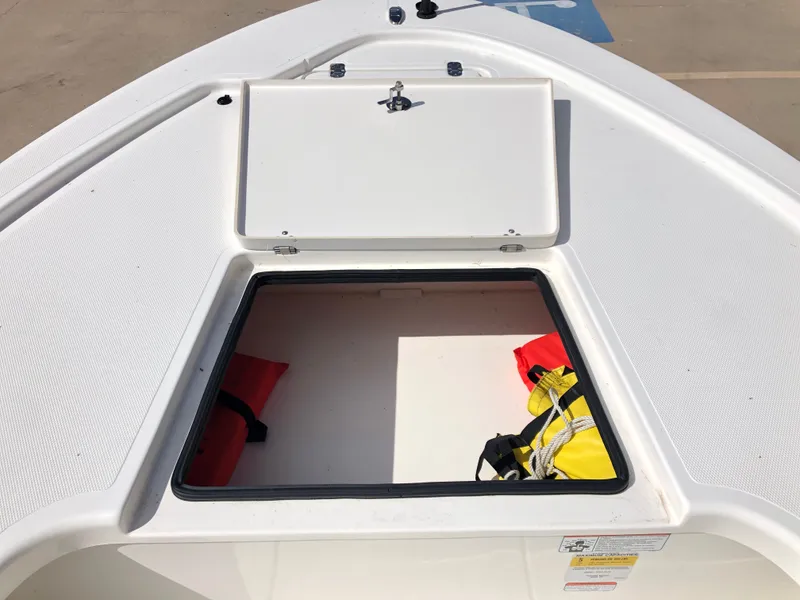 Slide: The Image of Mako 18 LTS Inshore 2014 - 11