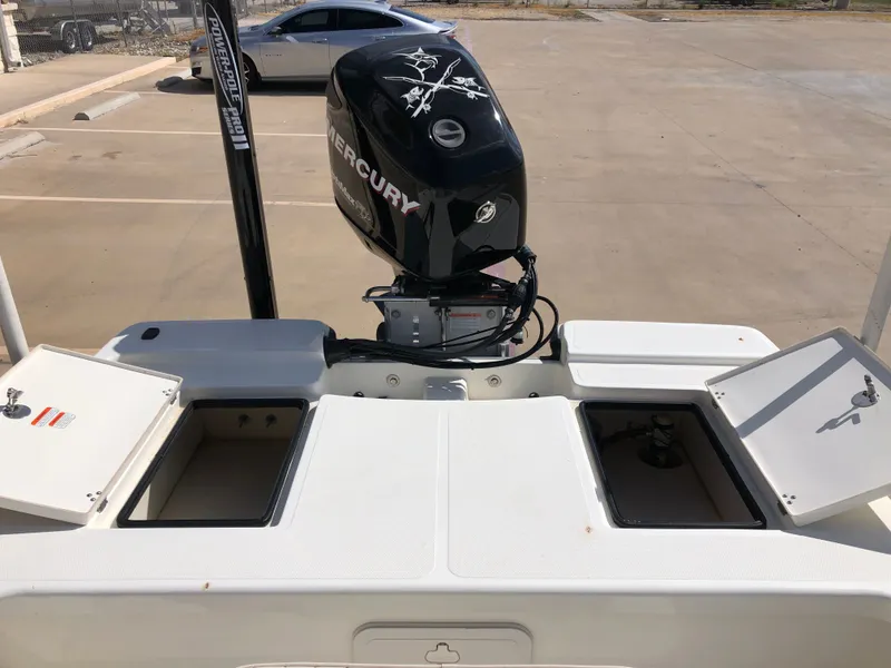 Slide: The Image of Mako 18 LTS Inshore 2014 - 18