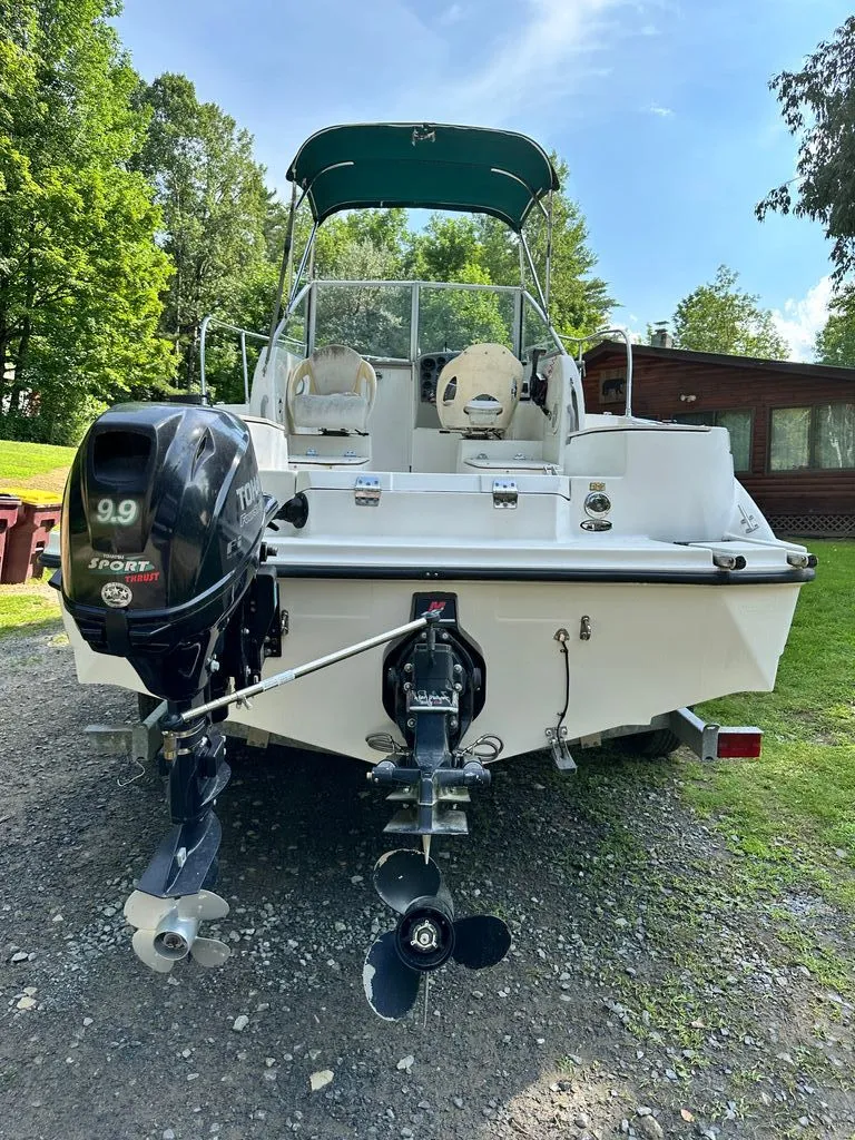 Slide: The Image of Bayliner TROPHY 190 2005 - 2