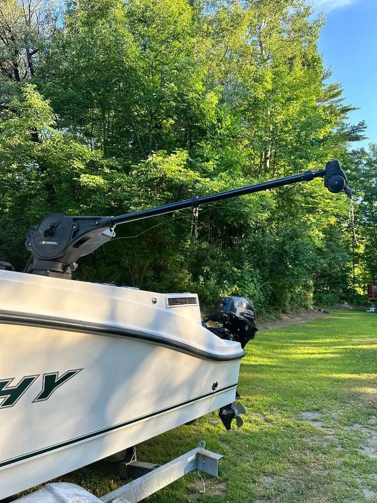 Slide: The Image of Bayliner TROPHY 190 2005 - 6