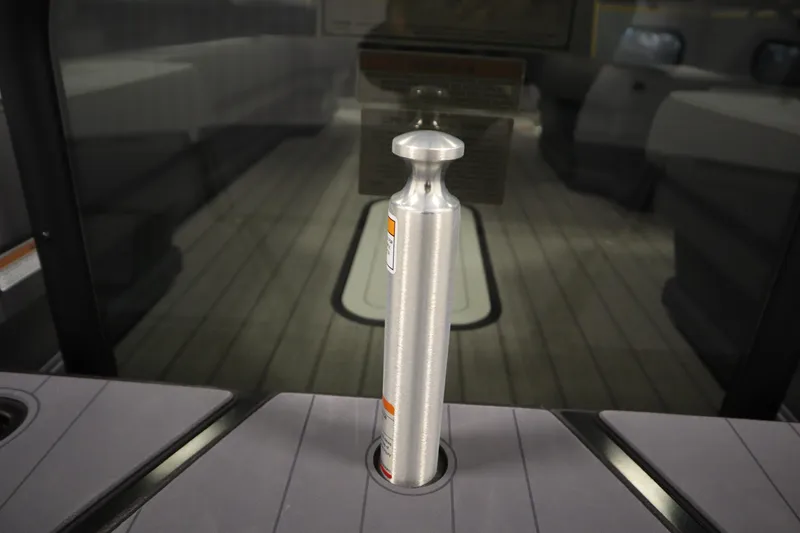 Slide: The Image of Manitou 24 EXPLORE SWITCHBACK TRIFOLD TRITOON 2025 - 52