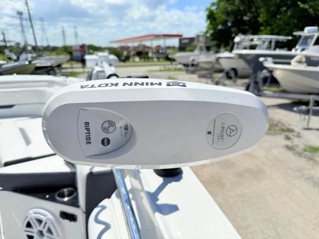 Slide: The Image of 2022 Blackfin 252 CC boat with fishing station and storage compartments. - 28