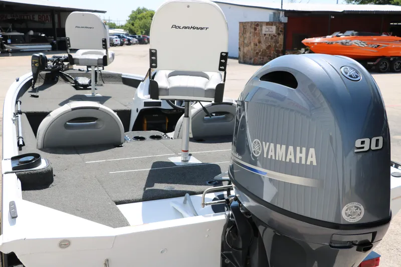 Slide: The Image of 2018 Polar Kraft Bass America TX175 Pro Bass boat with Yamaha 90 engine. - 8