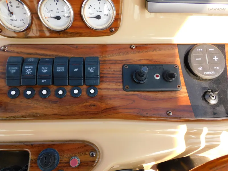 Slide: The Image of Glastron GS 289 2013 - 36