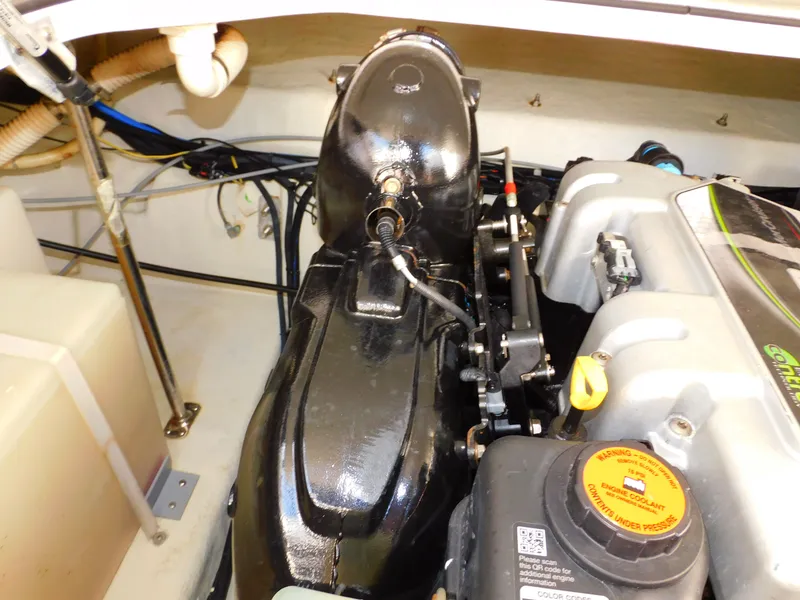 Slide: The Image of Glastron GS 289 2013 - 84