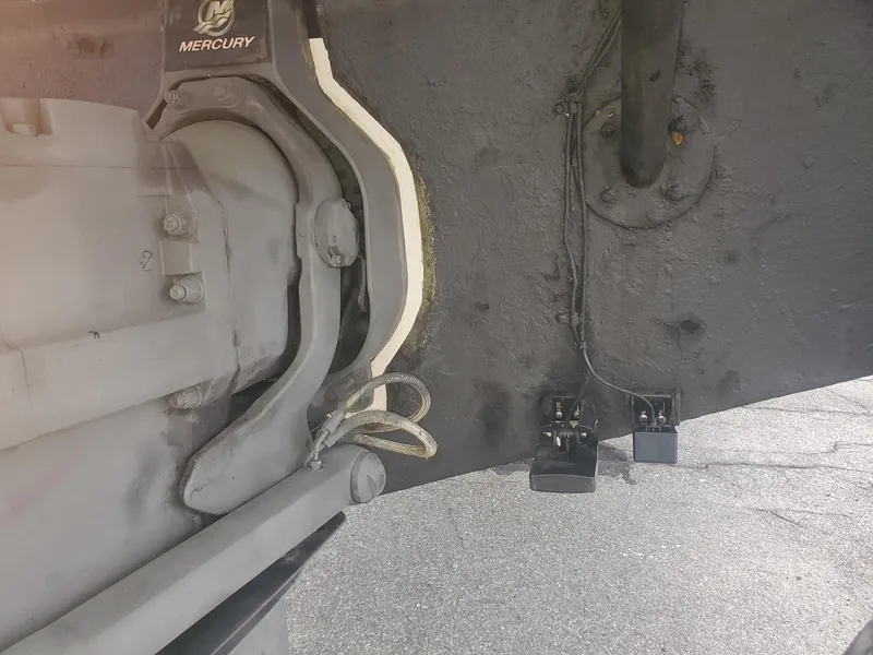 Slide: The Image of Glastron GS 289 2013 - 95