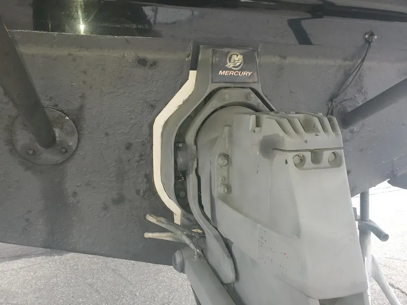 Slide: The Image of Glastron GS 289 2013 - 97