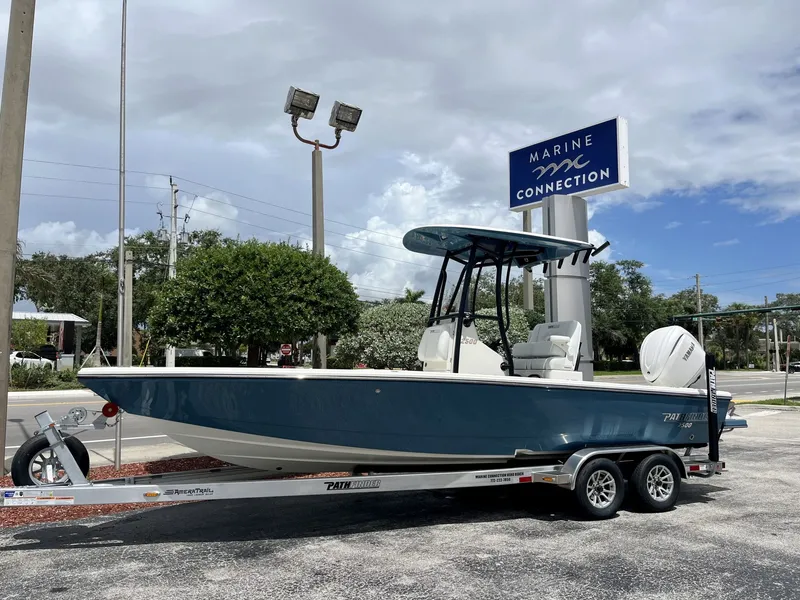 The Image of Pathfinder 2500 Hybrid 2026 - 1