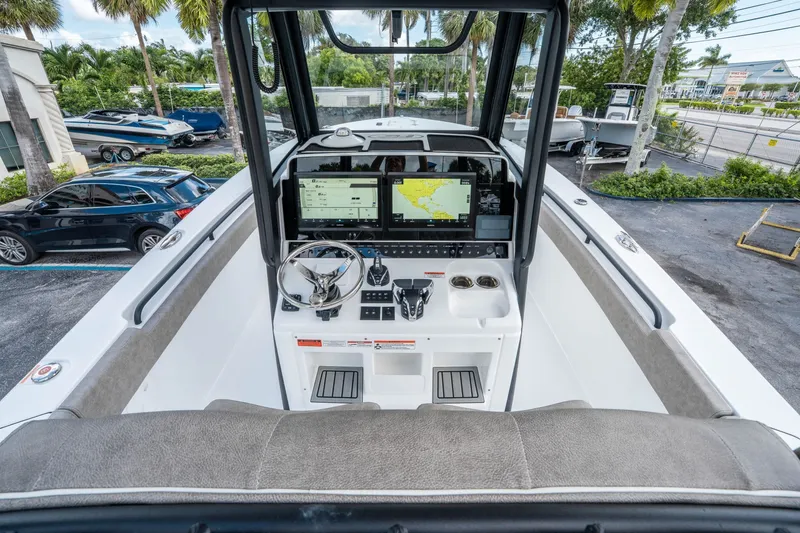 Slide: The Image of Sea Hunt Gamefish 30 Forward Seating 2026 - 18