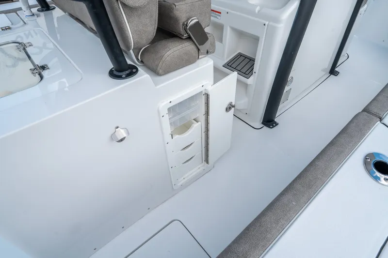 Slide: The Image of Sea Hunt Gamefish 30 Forward Seating 2026 - 17