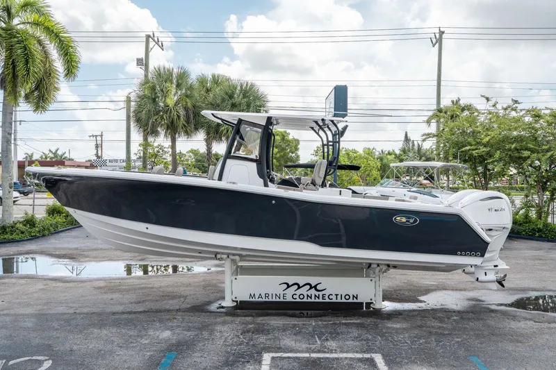 Slide: The Image of Sea Hunt Gamefish 30 Forward Seating 2026 - 5
