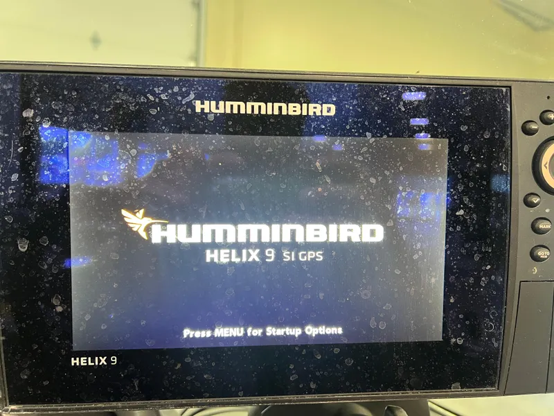 Slide: The Image of Humminbird Helix 9 SI GPS display on 2017 Lund 1875 Pro-V Sport boat. - 9