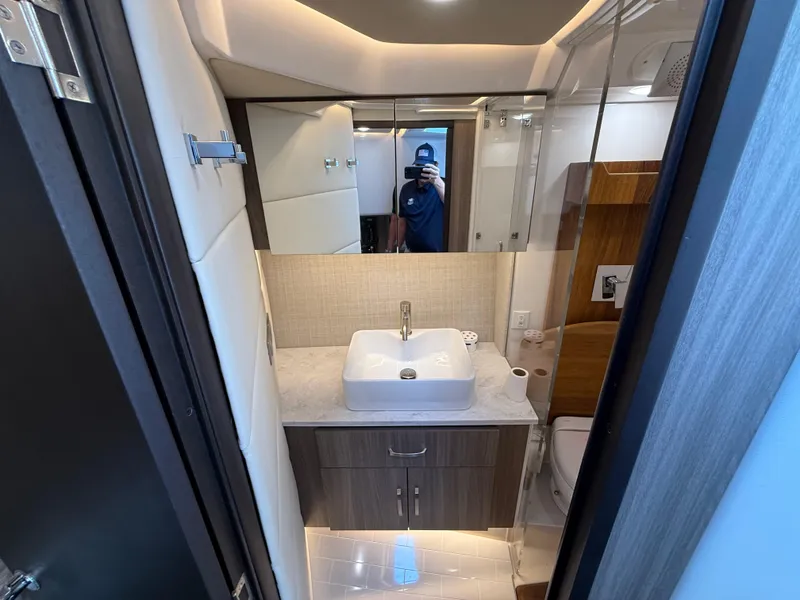 Slide: The Image of Regal 36 XO 2022 - 57