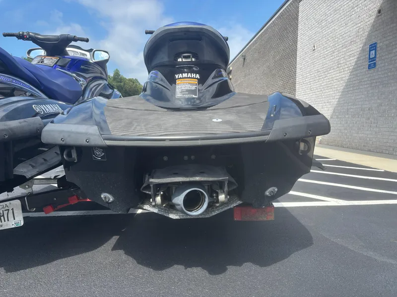 Slide: The Image of 2006 Yamaha WaveRunner FX HO jet ski on trailer, rear view in parking lot. - 7