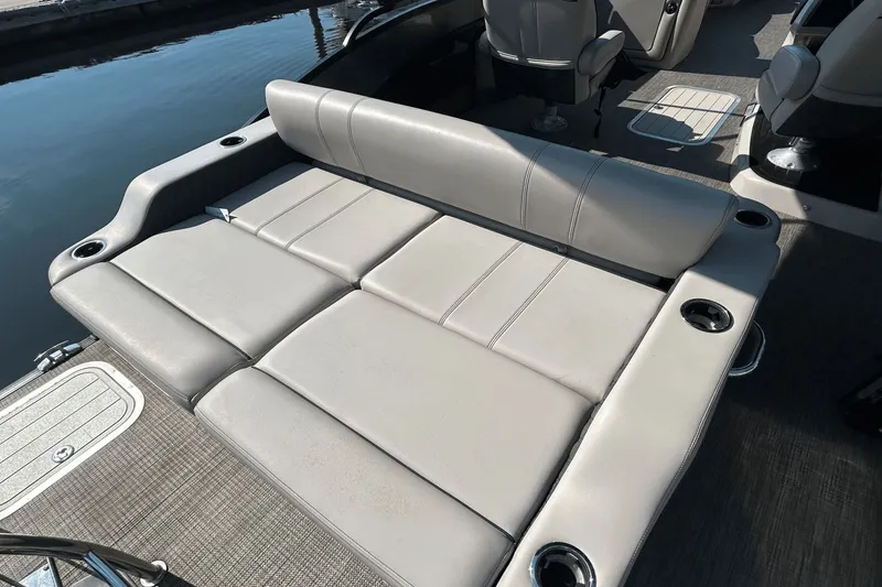 Slide: The Image of Barletta L25UC 2020 - 10