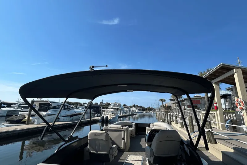 Slide: The Image of Barletta L25UC 2020 - 17