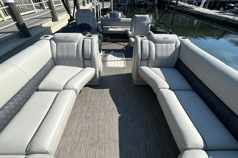 Slide: The Image of Barletta L25UC 2020 - 18