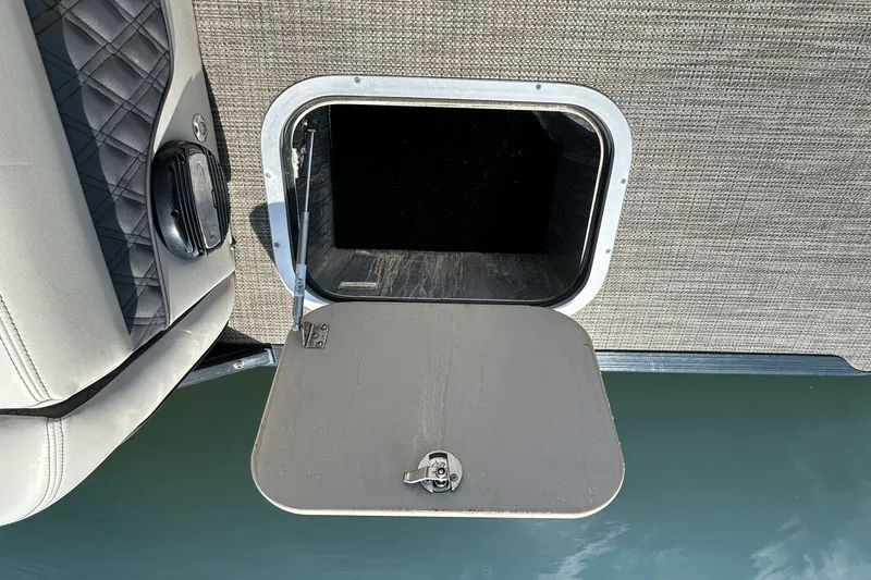 Slide: The Image of Barletta L25UC 2020 - 19