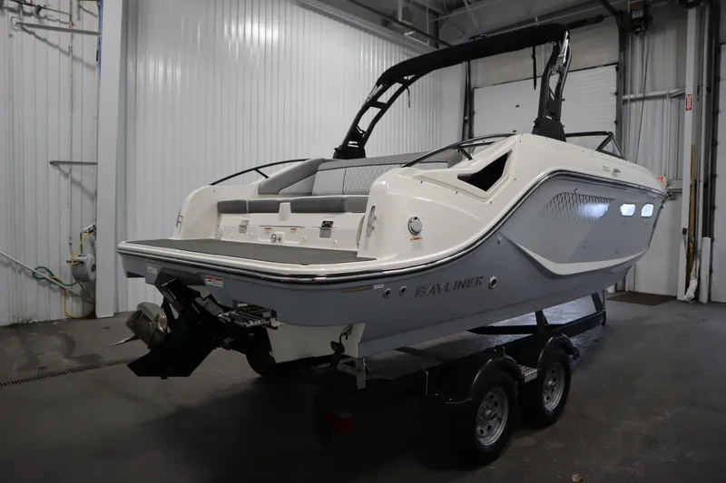 Slide: The Image of Bayliner D22I 2025 - 51