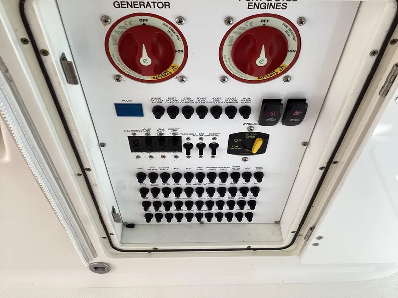 Slide: The Image of Control panel of a 2017 Pursuit DC 325 Dual Console boat. - 25