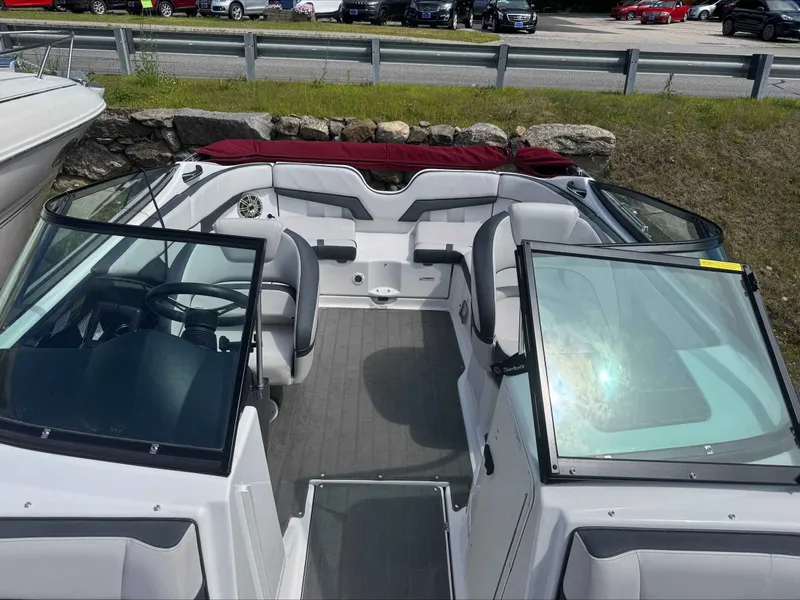 Slide: The Image of Yamaha 212SS 2014 - 9