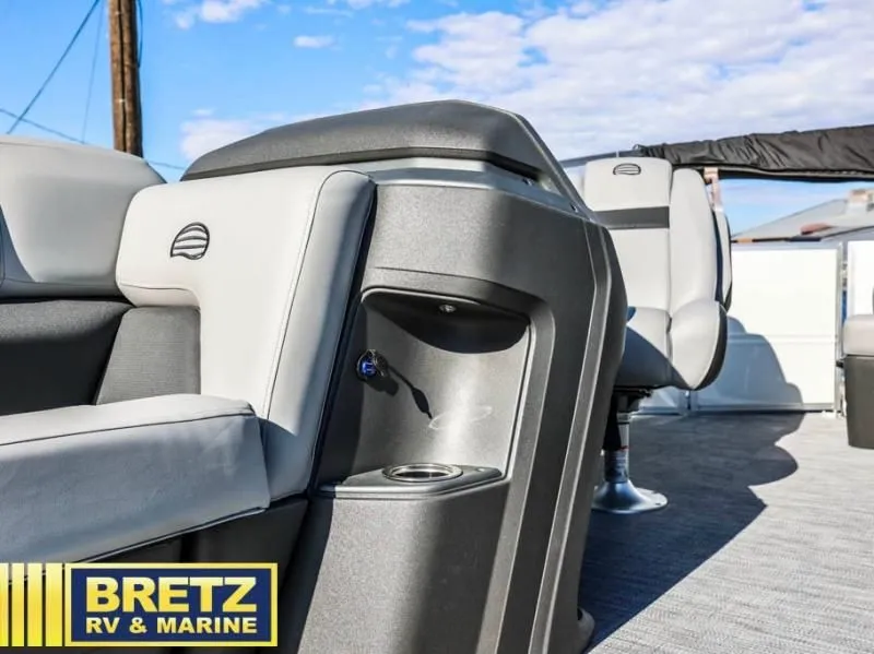 Slide: The Image of Party Barge 20 DLX 2026 - 16