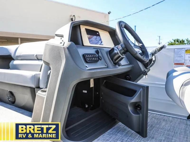 Slide: The Image of Party Barge 20 DLX 2026 - 21