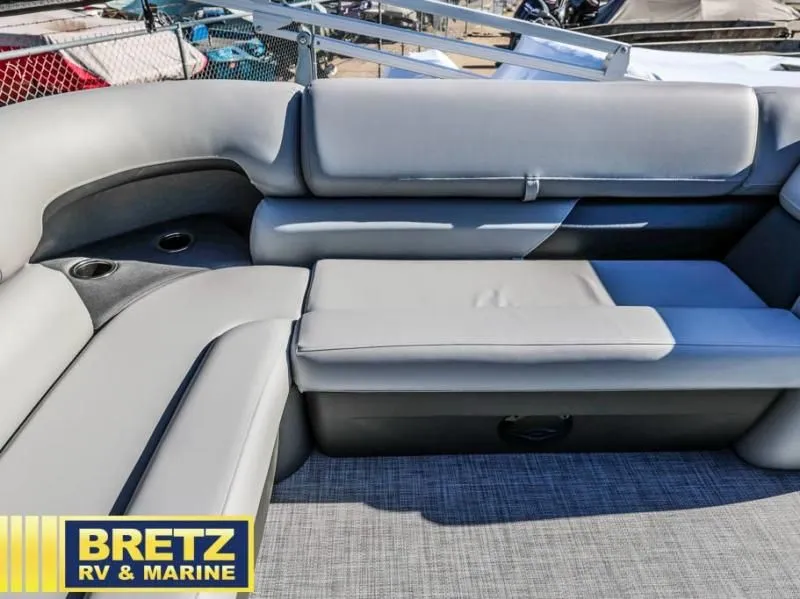 Slide: The Image of Party Barge 20 DLX 2026 - 29