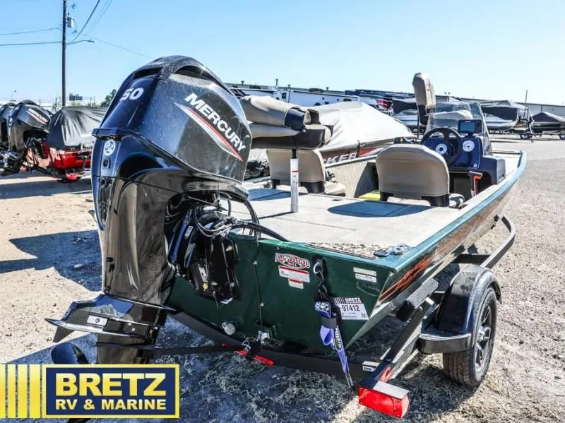 Slide: The Image of Tracker Bass Tracker Classic Limited 2026 - 10