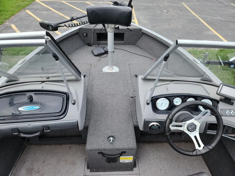 Slide: The Image of Crestliner 1650 FISH HAWK SE WT 2019 - 15