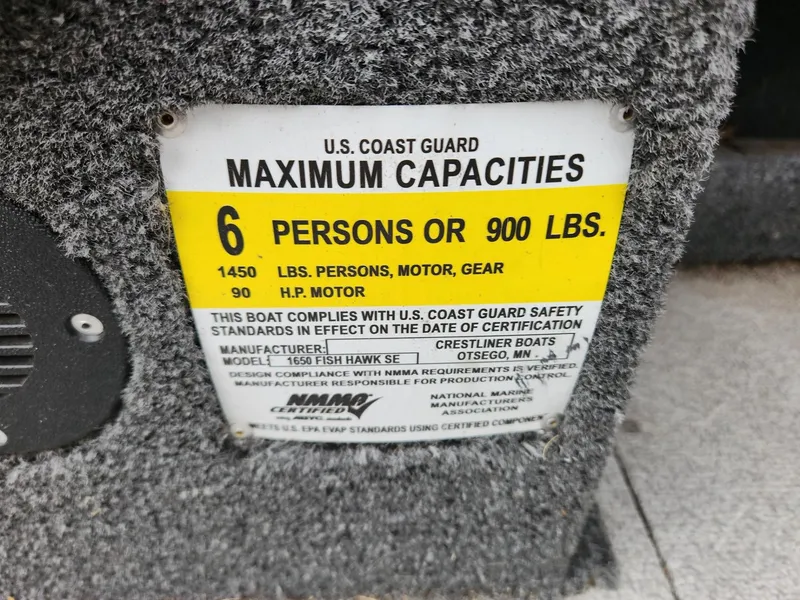Slide: The Image of Crestliner 1650 FISH HAWK SE WT 2019 - 22
