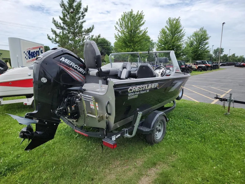 Slide: The Image of Crestliner 1650 FISH HAWK SE WT 2019 - 3