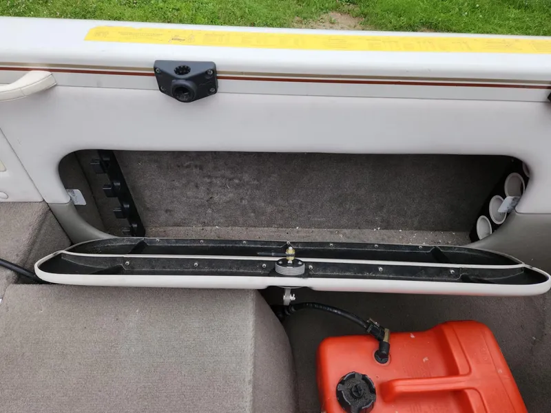 Slide: The Image of Crestliner Sportfish 1850 OB 2007 - 13