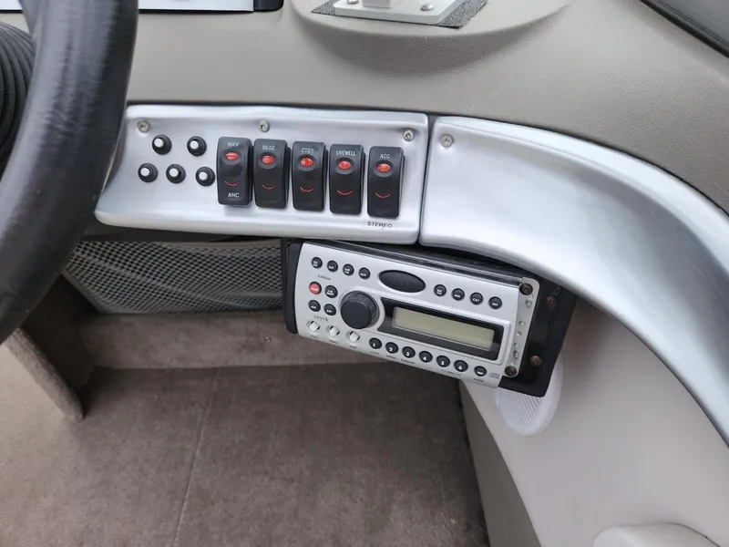 Slide: The Image of Crestliner Sportfish 1850 OB 2007 - 14