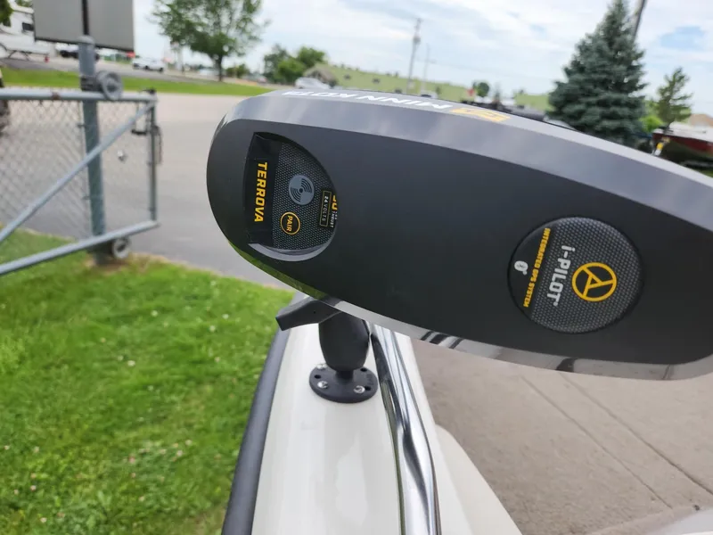 Slide: The Image of Crestliner Sportfish 1850 OB 2007 - 20