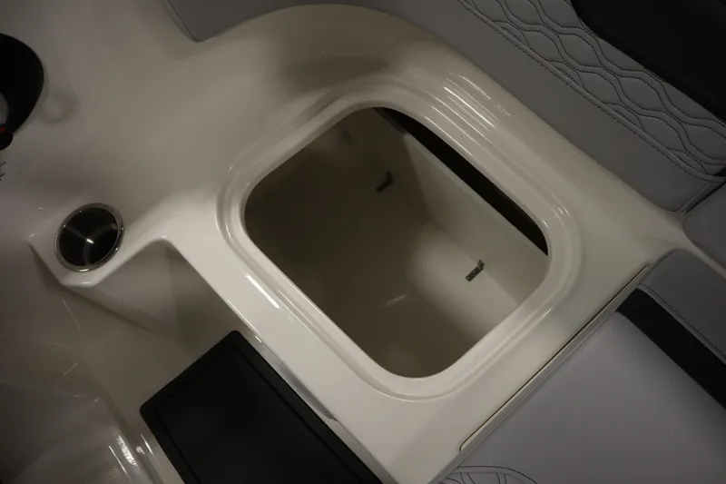 Slide: The Image of 2025 Bayliner M17 ELEMENT MX COMFORT boat interior storage compartment. - 34
