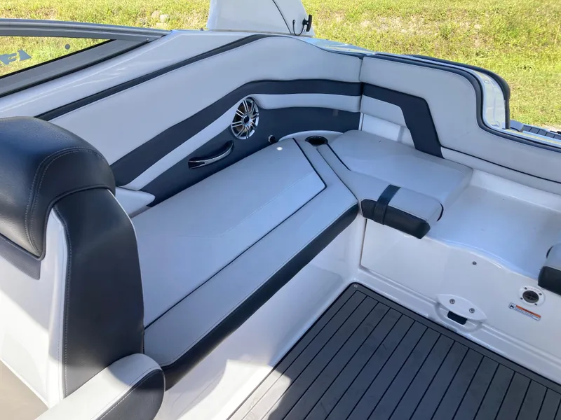 Slide: The Image of 2017 Yamaha Boats 242 Limited S E-Series interior seating with sleek design and modern upholstery. - 16