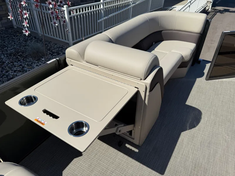 Slide: The Image of Luxurious seating and table on 2026 Bentley Pontoons Elite 220 Admiral boat. - 17