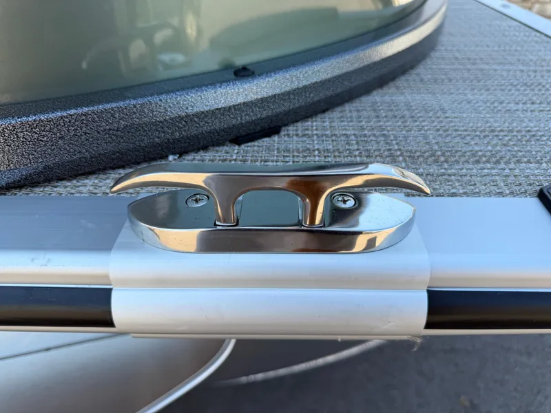 Slide: The Image of Stainless steel cleat on 2026 Bentley Pontoons Elite 220 Admiral deck. - 6