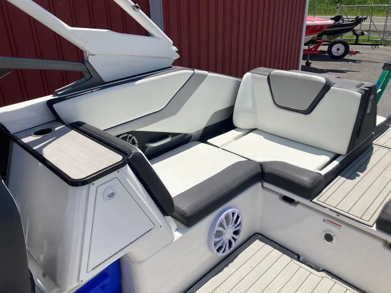 Slide: The Image of 2021 Yamaha Boats 252S interior with sleek seating and modern design. - 22