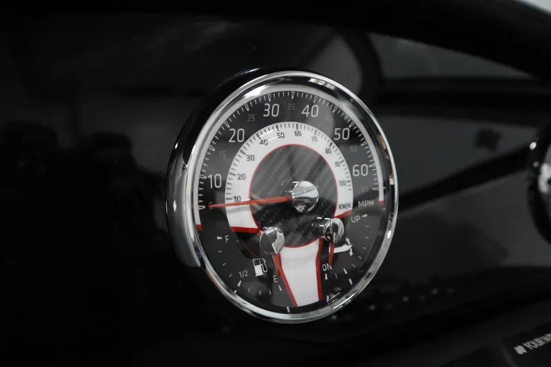 Slide: The Image of Speedometer of 2025 Four Winns H1 Freedom boat, featuring a sleek, modern design. - 20
