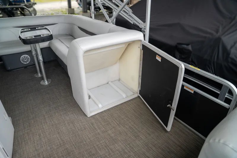 Slide: The Image of Godfrey Sweetwater 2286 C 2018 - 15