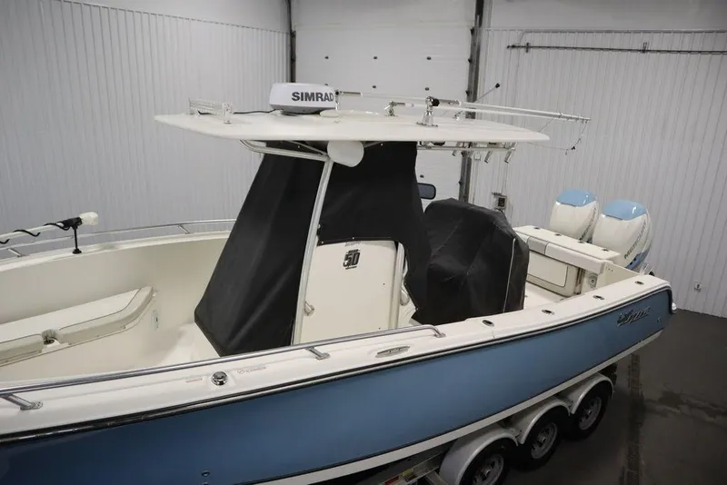 Slide: The Image of Mako 284 Center Console 2017 - 68