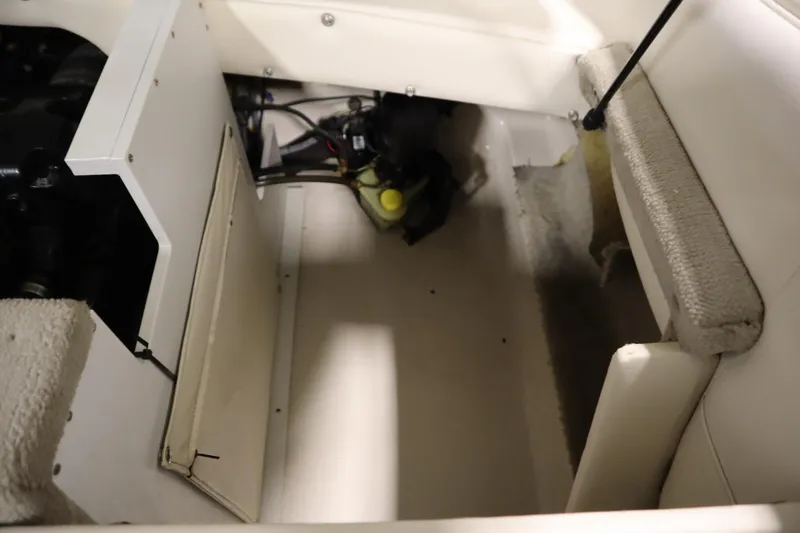 Slide: The Image of Crownline Boats 202 BR 2003 - 50