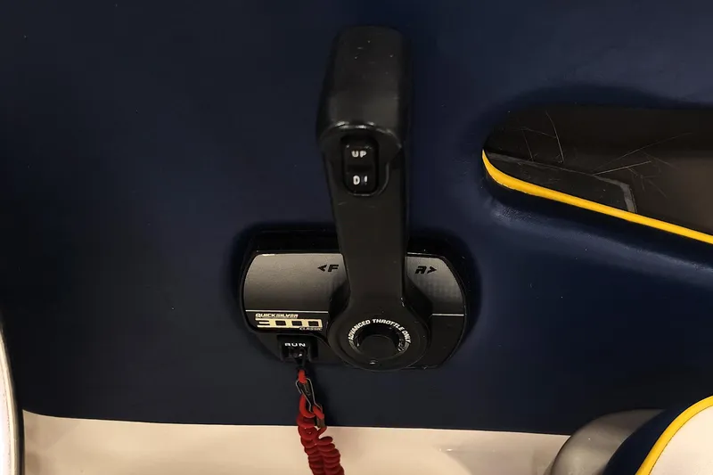 Slide: The Image of Boat throttle control panel of a 1999 Campion Explorer 552. - 16