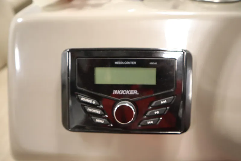 Slide: The Image of Kicker media center on 2022 Tracker 20 Party Barge DLX boat dashboard. - 28