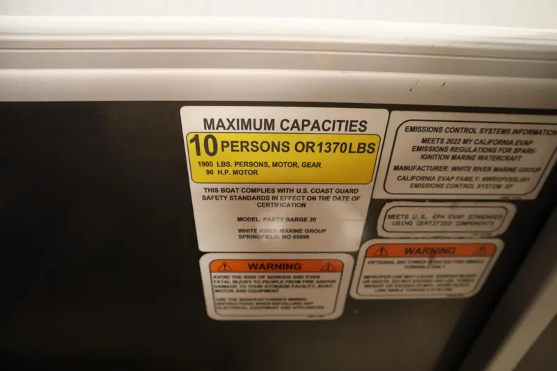 Slide: The Image of Capacity label on 2022 Tracker 20 Party Barge DLX, max 10 persons or 1370 lbs. - 33