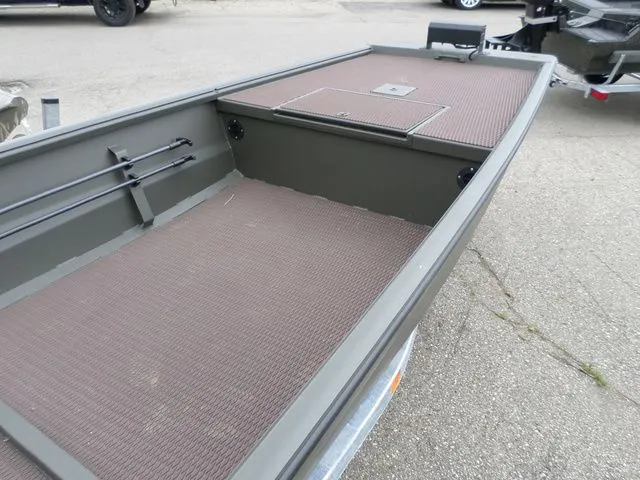 Slide: The Image of Gator-Tail Gator 1748 2025 - 3